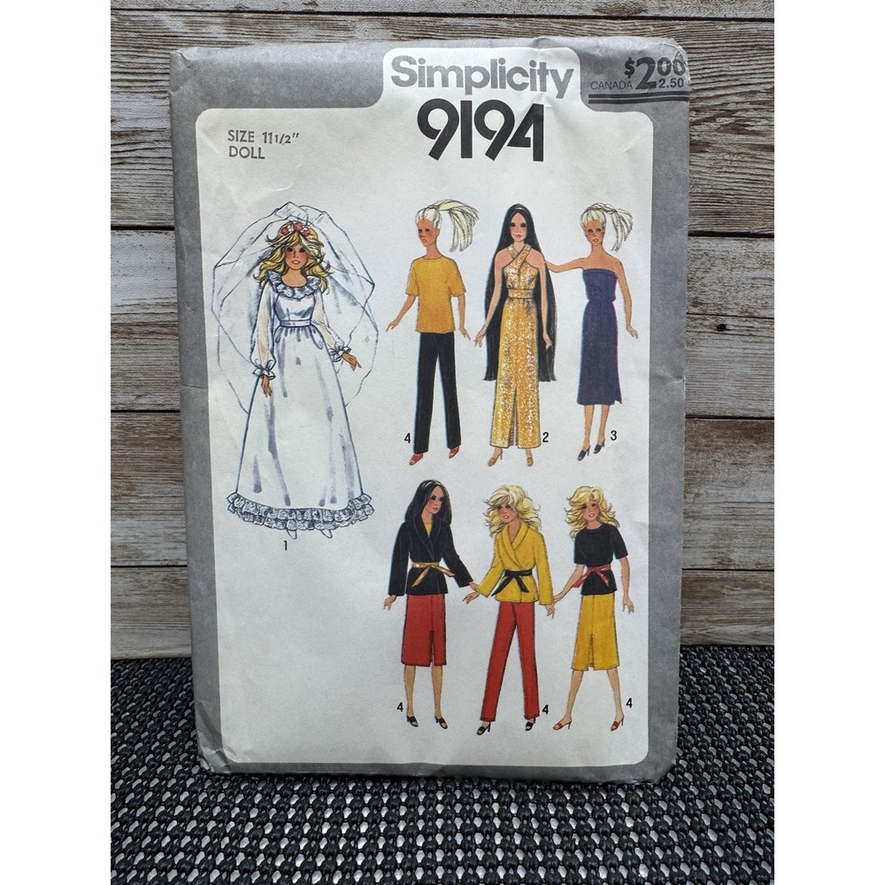 Vintage Simplicity 9194 Sewing Pattern 11.5" & 12.5" Doll Clothes 1979 UNCUT